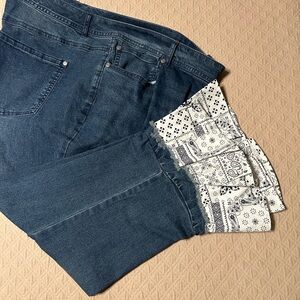 Stylish Women's Denim Straight Jeans with Patterned Cuffs